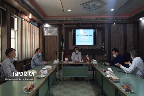 اولین جلسه کمیسیون تخصصی معاونت پرورشی و فرهنگی در منطقه 14