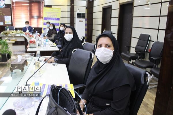 آیین تجلیل از دانش آموزان مدال آور مسابقات کشوری استان بوشهر