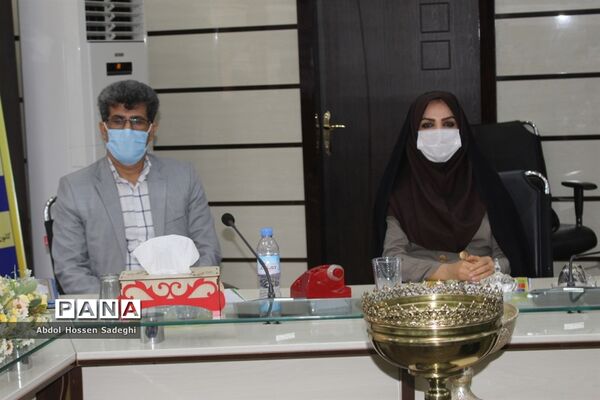 آیین تجلیل از دانش آموزان مدال آور مسابقات کشوری استان بوشهر
