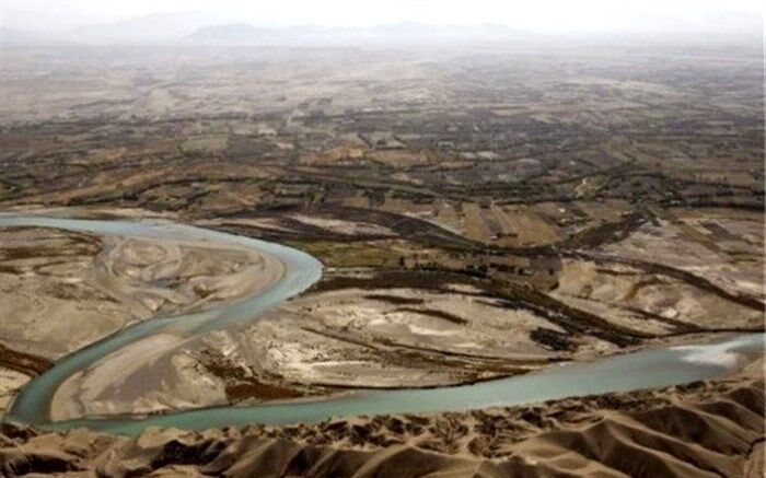 ایران حق‌آبه هیرمند را از افغانستان می‌گیرد