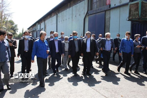 بازدیداستاندار تهران و نمایندگان مجلس شورای اسلامی از مراکز تولیدی و شهرک های  صنعتی اسلامشهر