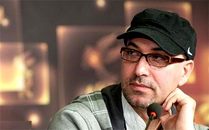 هنوز سرم در کتاب «عروس آتش» است
