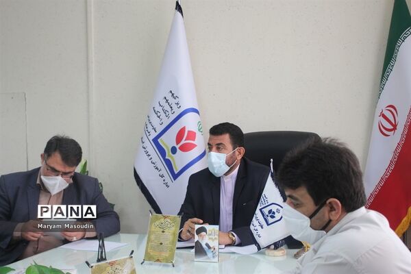 نشست هم‌اندیشی برنامه‌های غدیر اداره‌کل آموزش و پرورش استان بوشهر