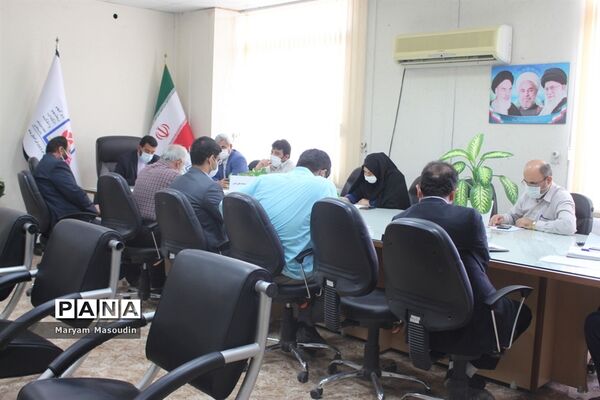 نشست هم‌اندیشی برنامه‌های غدیر اداره‌کل آموزش و پرورش استان بوشهر