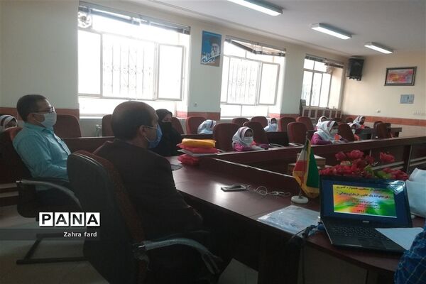 آیین قدردانی از مقام آوران جشنواره مجازی شهرستان نی ریز