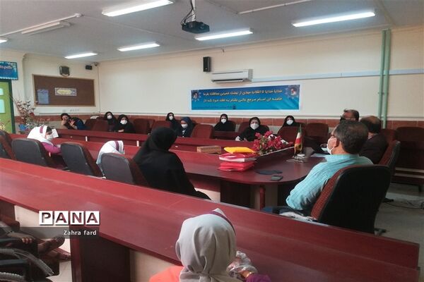 آیین قدردانی از مقام آوران جشنواره مجازی شهرستان نی ریز