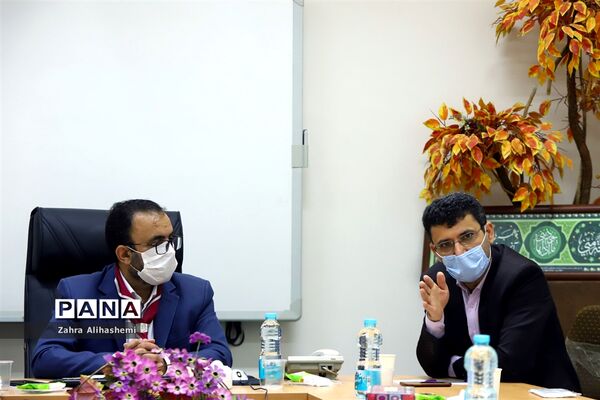 نشست اعضای دبیرخانه‌ کشوری گروه آموزشی مشاوران