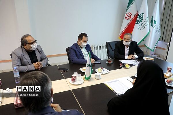 دهمین دوره انتخابات  مجلس دانش‌آموزی و شورای دانش‌آموزی استانی  به صورت مجازی