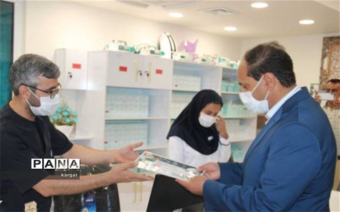 قدردانی فرماندار ابرکوه از کادر درمانی بیمارستان خاتم الانبیاء