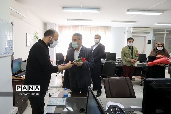 بازدید معاون وزیر آموزش و پرورش در آستانه عید غدیرخم و روز خبرنگار از خبرگزاری پانا