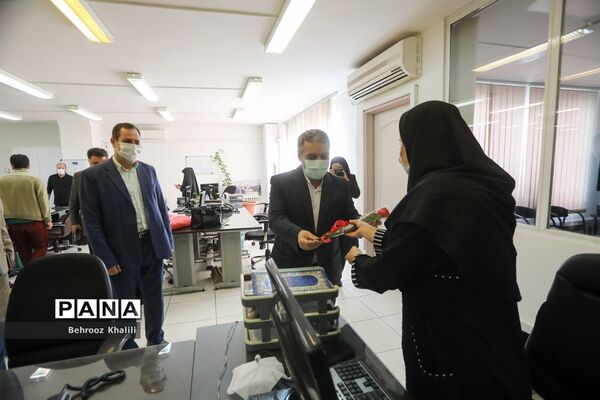 بازدید معاون وزیر آموزش و پرورش در آستانه عید غدیرخم و روز خبرنگار از خبرگزاری پانا