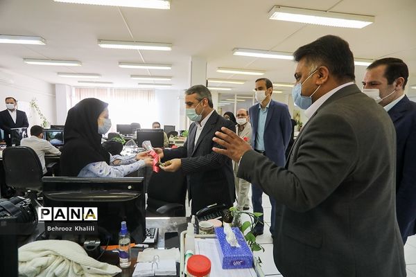 بازدید معاون وزیر آموزش و پرورش در آستانه عید غدیرخم و روز خبرنگار از خبرگزاری پانا