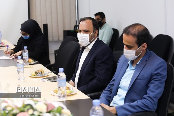 بازدید معاون وزیر آموزش و پرورش در آستانه عید غدیرخم و روز خبرنگار از خبرگزاری پانا