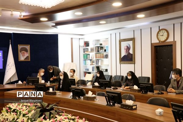 مراسم ویدیو کنفرانس تجلیل از خبرنگاران پانای خراسان رضوی