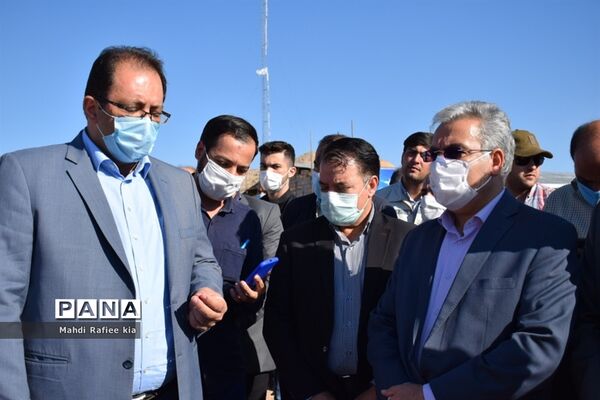 بازدید فرماندار و شهردار کلانشهر تبریز از پروژه مرکز دفن بهداشتى پسماند تبریز