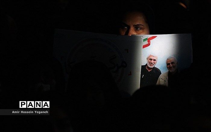 دلنوشته‌ یک دانش‌آموز درباره «حاج قاسم»: ما تا آخر پای اعتقاداتمان، باورهایمان و حتی قهرمانان‌مان ایستاده‌ایم