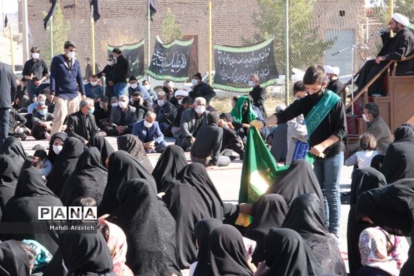 مراسم عزاداری شهادت امام هشتم  مسلمانان در محله جومیان استان خراسان جنوبی