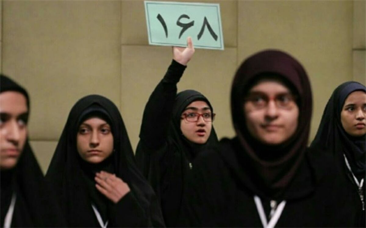 پخش زنده سخنرانی وزیر آموزش‌وپرورش در آئین اختتامیه نهمین دوره مجلس دانش‌آموزی از «ساپ»