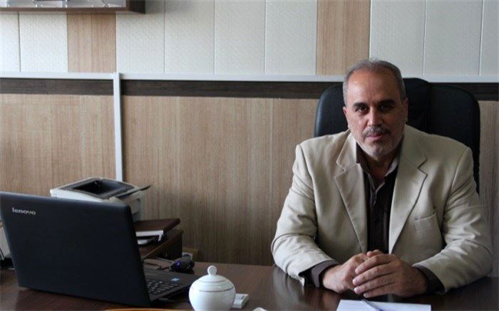 دانش‌آموزان ادامه دهنده راه شهدا هستند