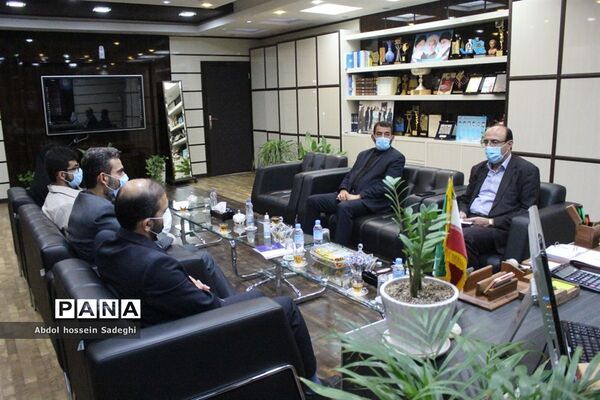 نشست قائم مقام دبیرکل اتحادیه انجمن‌های اسلامی دانش‌آموزان کشور با مدیرکل آموزش و پرورش استان بوشهر