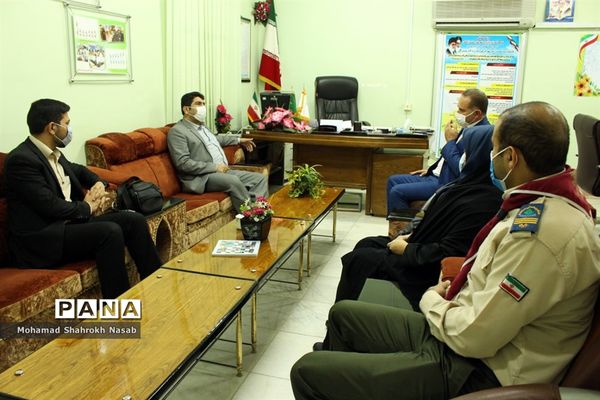 بازدید رییس و کارشناسان سازمان دانش آموزی خوزستان از مدارس سوسنگرد