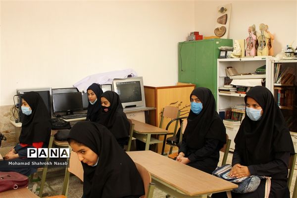 بازدید رییس و کارشناسان سازمان دانش آموزی خوزستان از مدارس سوسنگرد