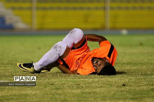 دیدار دوستانه گل گهر سیرجان و متنخب کیش