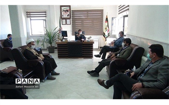 مردم شایسته خدمتگزاری هستند