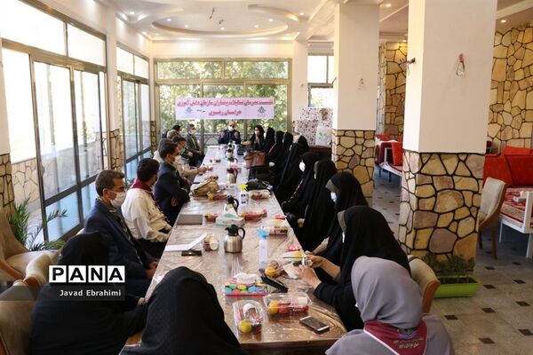 نشست مدرسان سازمان دانش‌آموزی خراسان رضوی