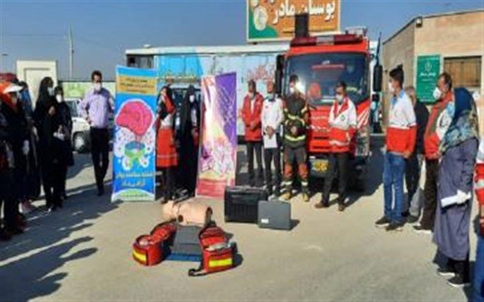 ارائه خدمات مشاوره به مناسبت هفته سلامت توسط اداره بهزیستی در شهرستان ملارد