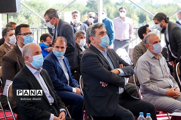 آیین افتتاحیه  و بهره برداری بوستان زندگی