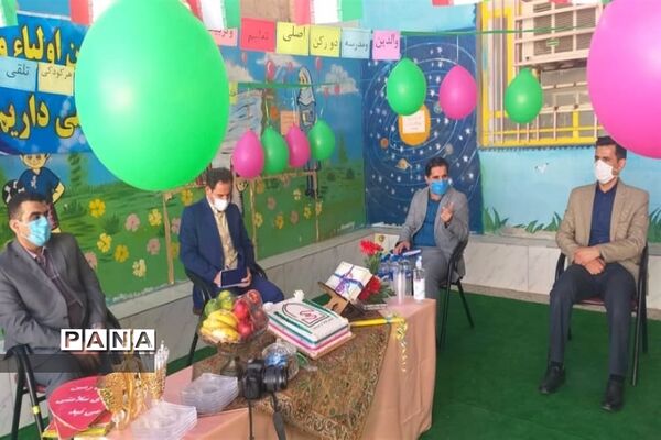 نواخته شدن زنگ هفته اولیا و مربیان در مدارس شهرستان امیدیه