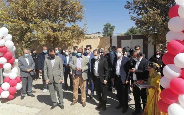 اعزام کاروان تجهیزات ورزشی به مدارس سراسر فارس با شعار " مهر با نشاط "