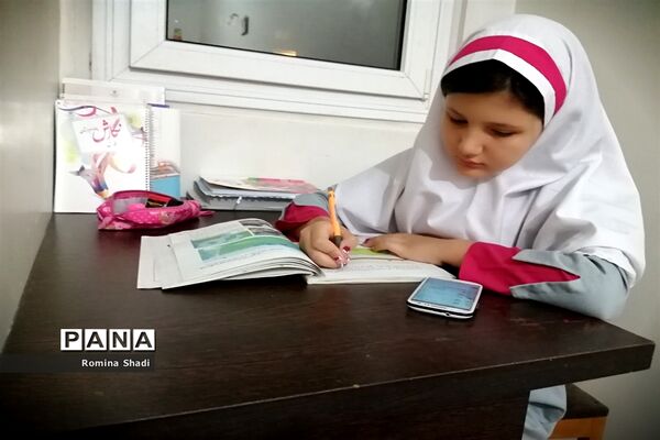 حال و هوای آموزش در خانه