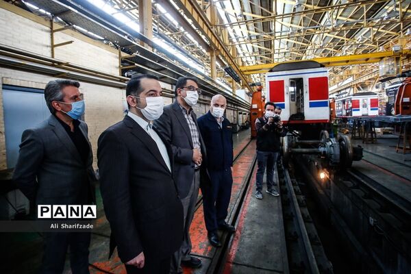 بازدید رئیس سازمان مدیریت و برنامه ریزی استان تهران از متروی تهران و حومه
