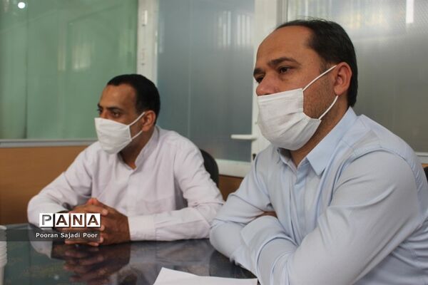 جلسه هم‌اندیشی کارشناسان سازمان دانش آموزی استان بوشهر