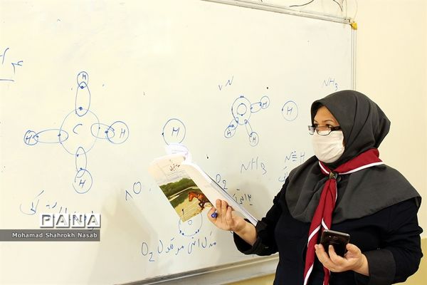 مدارس زیر سایه کرونا-16