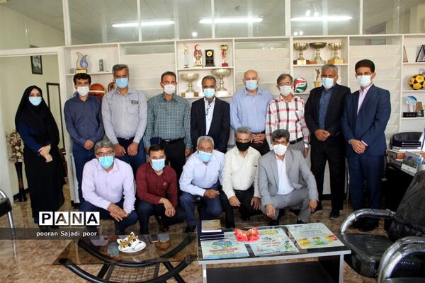 تجلیل از پیشکسوتان ورزش دانش آموزی استان بوشهر