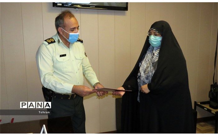 مینو زمان: جهادگران نیروی انتظامی همواره جان خود را در طبق اخلاص می گذارند