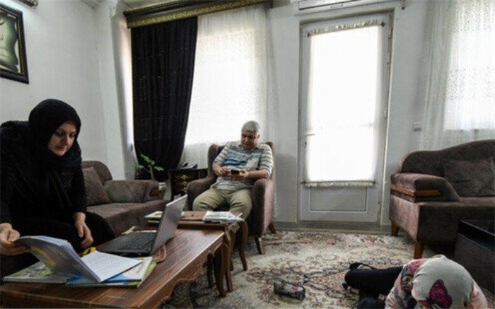 مادرانی که در روزهای کرونایی معلم شدند