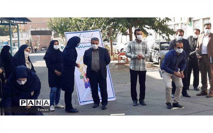 برگزاری مسابقه ایر هاکی و دارت زمینی به مناسبت هفته تربیت بدنی در منطقه۱۷