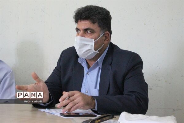 جلسه هماهنگی توزیع تجهیزات هنرستان‌های فنی و حرفه‌ای و کار دانش‌آموزش و پرورش استان بوشهر