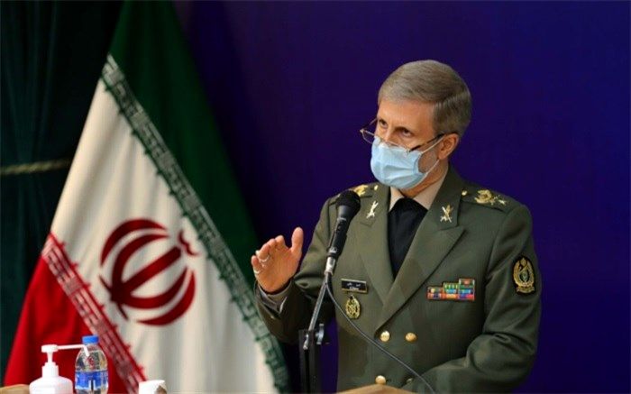 وزیر دفاع: علم مهمترین ابزار آبرو، پیشرفت و اقتدار است
