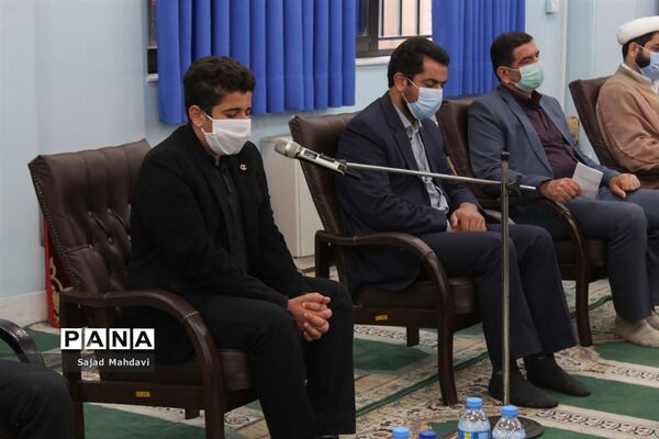آیین تجلیل از نخبگان قرآنی دانش‌آموزی