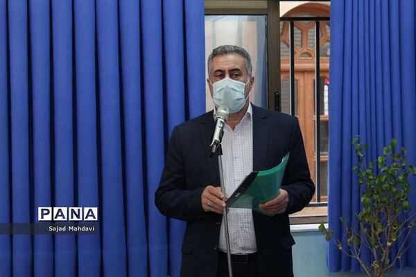 آیین تجلیل از نخبگان قرآنی دانش‌آموزی
