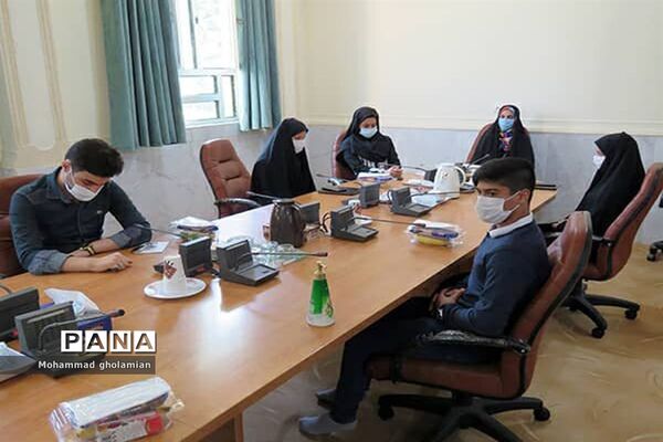 تجلیل  از فرزندان قهرمان کارکنان سپاه امام صادق (ع) استان بوشهر