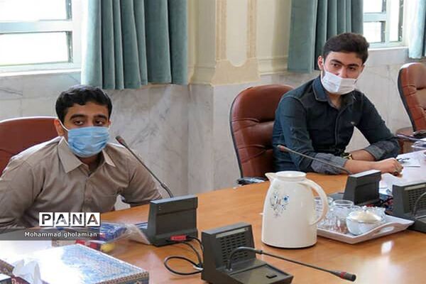 تجلیل  از فرزندان قهرمان کارکنان سپاه امام صادق (ع) استان بوشهر