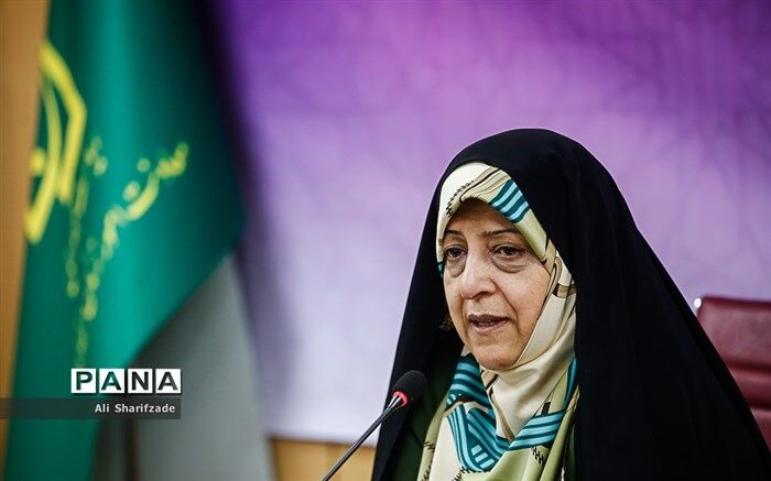 ابتکار: هیچ کدام از رفتارهای مجلس انقلابی، ربطی به انقلاب ندارد