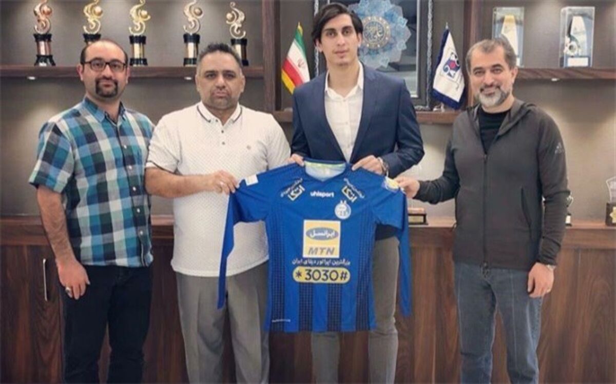 ابهام‌های بزرگ درباره خرید جنجالی آبی‌ها؛ قرارداد بمب نقل و انتقالات استقلال چند میلیارد است؟