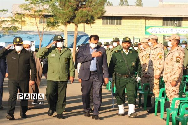 صبحگاه مشترک به مناسبت هفته بسیج دانش آموزی
